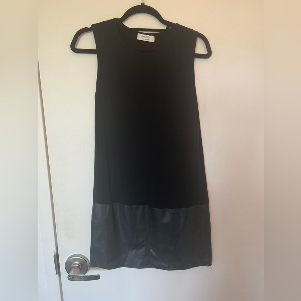 Bailey 44 stretch, soft dress with faux leather trim